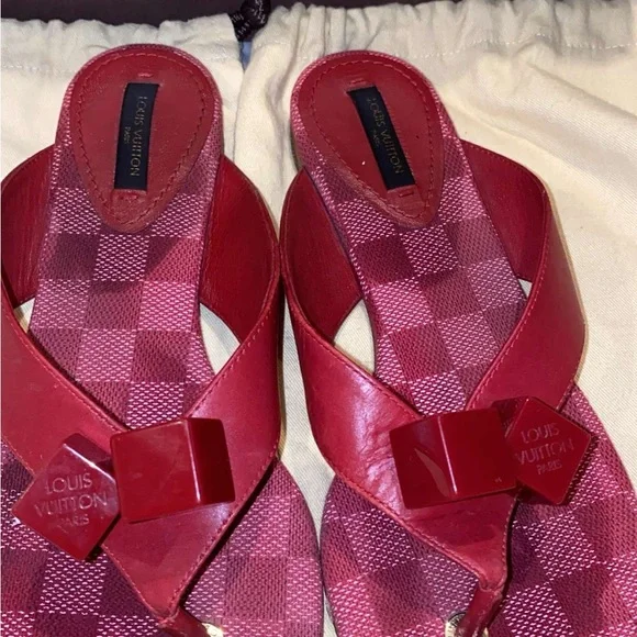 Louis Vuitton Red Jelly Sandals - Picture 4 of 9